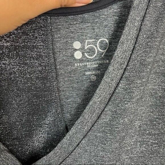 Splits 59 Estelle Performance Tee Size Medium - Picture 4 of 6